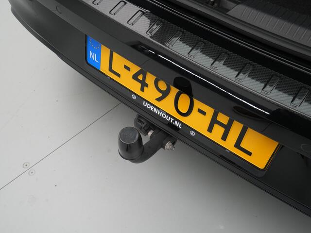 Volkswagen GOLF 1.5 TSI 130pk Life Business Navigatie Trekhaak Stoelmemory Camera Stoel/stuurverwarming Carplay 217