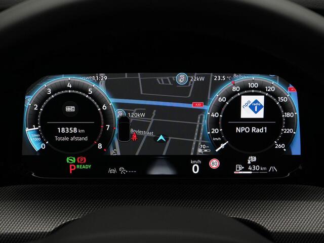 Volkswagen GOLF 1.5 eTSI 150 pk DSG R-Line Edition | Panoramadak | IQ Light | Stoel-/stuurverwarming | Adaptive Cruise | 18 inch