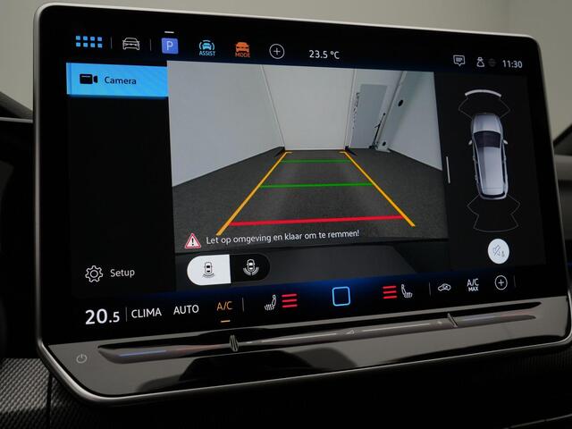 Volkswagen GOLF 1.5 eTSI 150 pk DSG R-Line Edition | Panoramadak | IQ Light | Stoel-/stuurverwarming | Adaptive Cruise | 18 inch