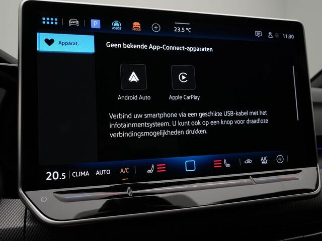 Volkswagen GOLF 1.5 eTSI 150 pk DSG R-Line Edition | Panoramadak | IQ Light | Stoel-/stuurverwarming | Adaptive Cruise | 18 inch