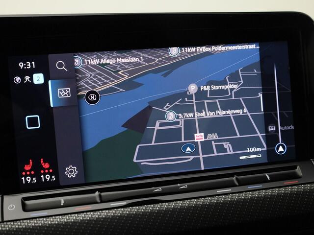 Volkswagen GOLF 1.5eTSI/150PK R-Line Blackstyle DSG · Panoramadak · Camera · Apple/android Car Play · Stoelverwarming ·