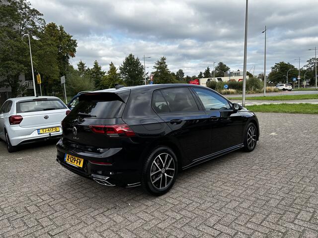 Volkswagen GOLF 1.5 eTSI R-Line Lmv Adcruise Pdc Applecarplay Navi Acamera Automaat Stoelverwarming Stuurverwarming