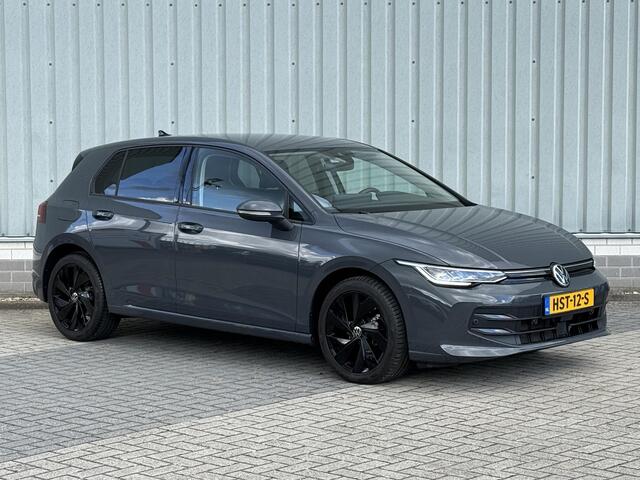 Volkswagen GOLF 8.5 1.5 e-TSI Life Edition Automaat /Apple Carplay Android Auto / Achteruitrijcamera / Comfort-pakket / Multimedia-pakket / Stuur- Stoelverwarming / Adaptief CC / Keyless Entry/Start / Lichtmetalen wielen /