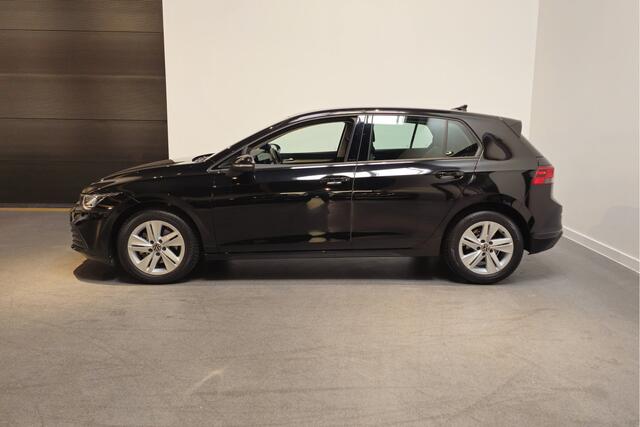 Volkswagen GOLF 1.0 eTSI Life Business - Apple Carplay/Android Auto draadloos - Adaptive Cruise - Virtual Cockpit