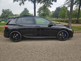 volkswagen-golf-2.0-tsi-r-4motion