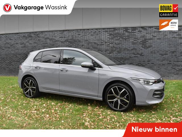 Volkswagen GOLF 1.5 eTSI Edition 50 Pano/Trekhaak/navi/ harman kardon/head-up/Automaat