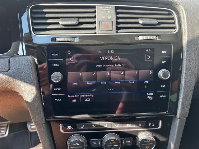 Volkswagen GOLF 1.0 TSI, Apple Carplay, 17 Inch, Perfect Onderhouden