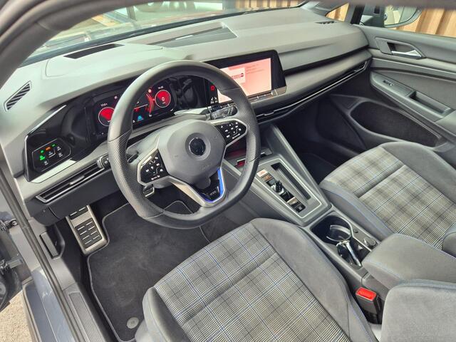 Volkswagen GOLF 1.4 eHybrid GTE 245pk | IQ | HUD | Camera | Klap spiegels