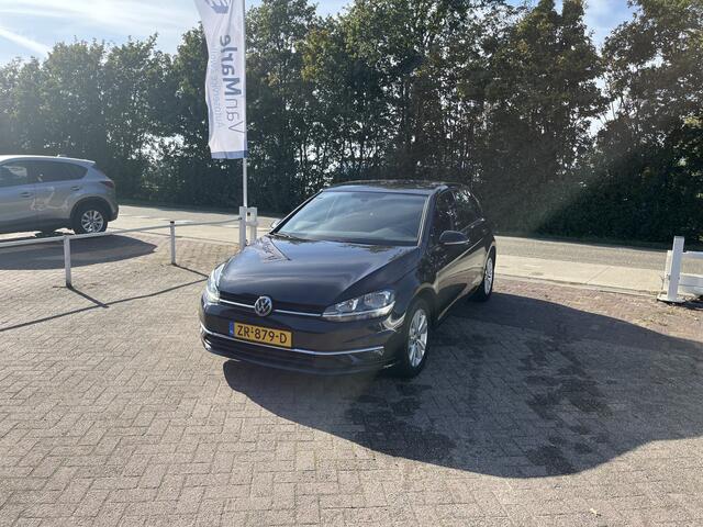 Volkswagen GOLF 1.0 TSI Comfortline Business STOELVERWARMING MASSAGESTOELEN CARPLAY