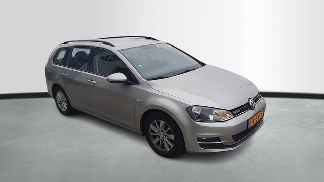 Volkswagen GOLF Variant 1.0 TSI 115pk | Executive | Navigatie | Alarm | Cruise Control | VERWACHT