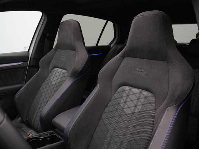 Volkswagen GOLF 1.5 TSI 150 pk R-Line Edition | Panoramadak | Harman/Kardon | Head-up display | Stuur-/stoelverwarming | Achteruitrijcamera