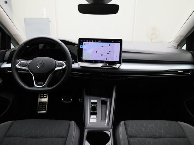 Volkswagen GOLF 1.5e TSI 150PK Goal DSG automaat · NIEUW MODEL · Navigatie · Trekhaak · Apple/Android carplay · Garantie tot november 2026