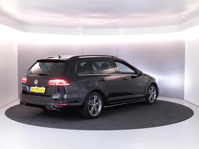 Volkswagen GOLF Variant 1.5 TSI Highline Business R 150pk DSG | Led koplampen | Camera | Parkeersensoren v+a | Navigatie | Carplay | Digitaal dashboard