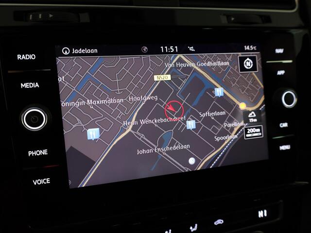 Volkswagen GOLF Variant 1.5 TSI Highline Business R 150pk DSG | Led koplampen | Camera | Parkeersensoren v+a | Navigatie | Carplay | Digitaal dashboard