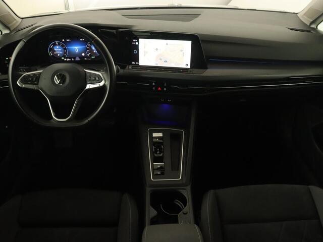 Volkswagen GOLF 1.4 eHybrid Style | Massage | Carplay | Memory | Navigatie | Adaptive cruise | Parkeerhulp | Sfeerverlichting | Full LED | PHEV | Plug In