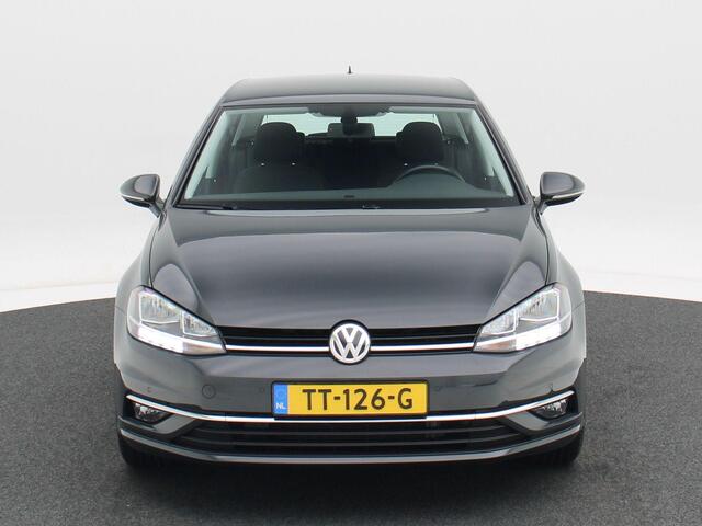 Volkswagen GOLF 1.0 TSi 115 Pk Comfortline | Trekhaak | Adaptive Cruise | Carplay | Navigatiesysteem | Climate Control | LED | Parkeersensoren | 17 Inch | 43.126 Km