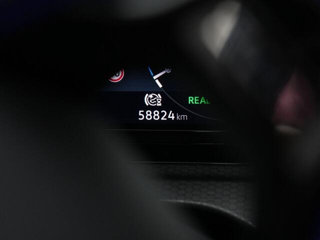 Volkswagen GOLF 1.4 245 pk DSG eHybrid GTE | Panoramadak | IQ Light | Navigatie | Adaptive Cruise | Parkeersensoren voor/achter