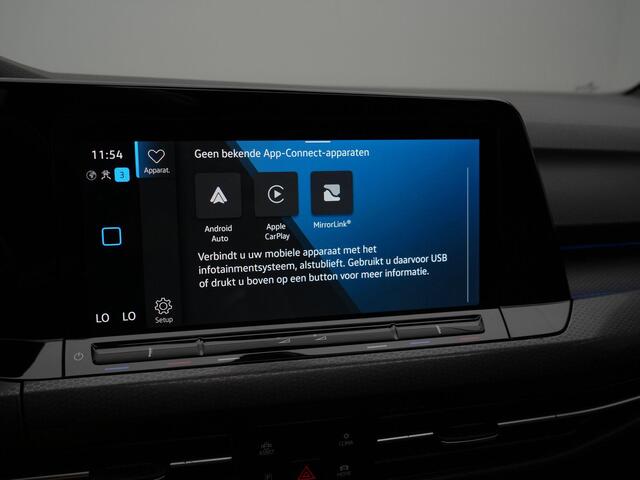 Volkswagen GOLF 1.4 245 pk DSG eHybrid GTE | Panoramadak | IQ Light | Navigatie | Adaptive Cruise | Parkeersensoren voor/achter