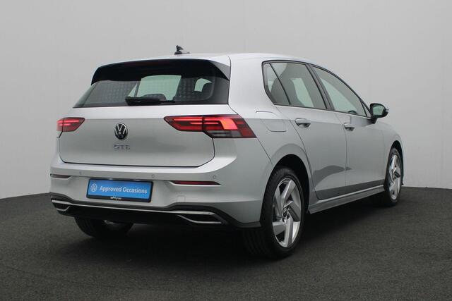Volkswagen GOLF 1.4 245 pk DSG eHybrid GTE | Navigatie | Parkeersensoren voor/achter | Keyless Entry | Apple Carplay / Android Auto