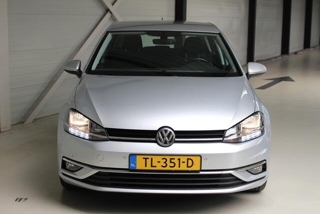 Volkswagen GOLF 1.0 TSI Comfortline Navigatie | Automatische Airco | lichtmetalen velgen | Parkeersensoren