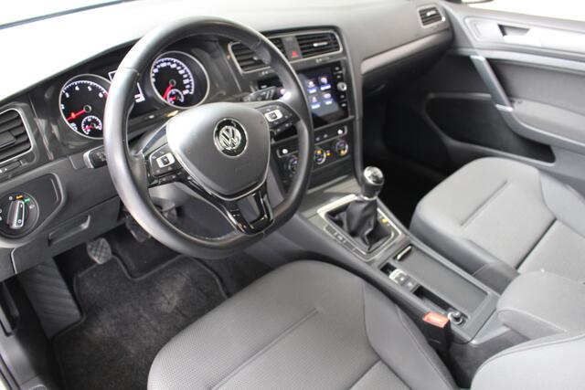 Volkswagen GOLF 1.0 TSI Comfortline Navigatie | Automatische Airco | lichtmetalen velgen | Parkeersensoren