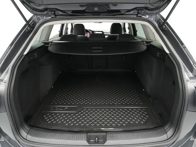 Volkswagen GOLF Variant 1.0 TSI Life Business Navigatie Stoel/stuurverwarming Parkassist Sideassist Pdc Acc 201