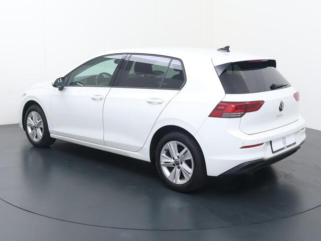Volkswagen GOLF 1.0 TSI Life | 110 PK | Multifunctioneel stuurwiel | Cruisecontrol | Stoelverwarming | Achteruitrijcamera |