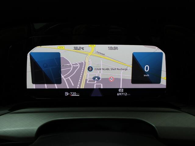 Volkswagen GOLF 1.0 TSI Life | 110 PK | Multifunctioneel stuurwiel | Cruisecontrol | Stoelverwarming | Achteruitrijcamera |