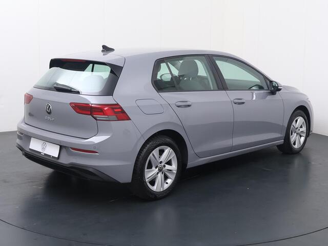 Volkswagen GOLF 1.0 TSI Life | 110 PK | Multifunctioneel stuurwiel | Cruisecontrol | Achteruitrijcamera |