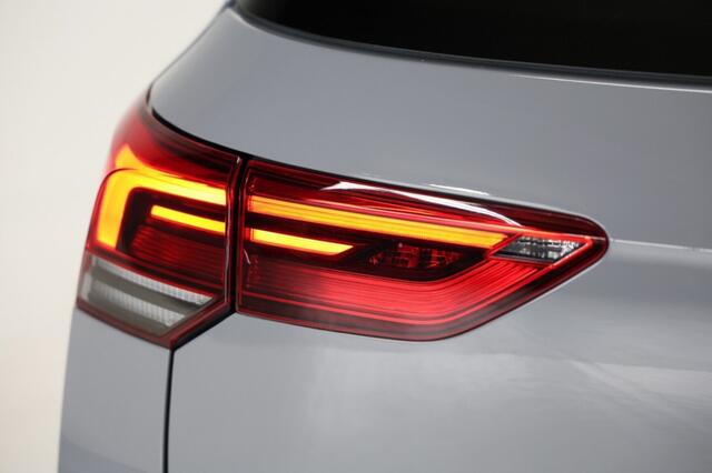 Volkswagen GOLF 1.5 TSI Style NAP|Pano|Camera|Keyless|Sfeerv|Led