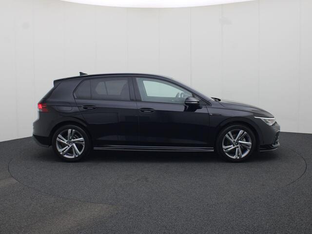 Volkswagen GOLF 1.5 eTSI 130pk DSG R-Line · Camera · Apple/Android Car Play · Stoel & Stuurwiel verwarming · Trekhaak ·