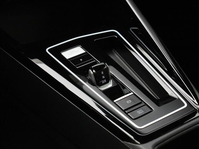 Volkswagen GOLF 1.5 eTSI 130pk DSG R-Line · Camera · Apple/Android Car Play · Stoel & Stuurwiel verwarming · Trekhaak ·