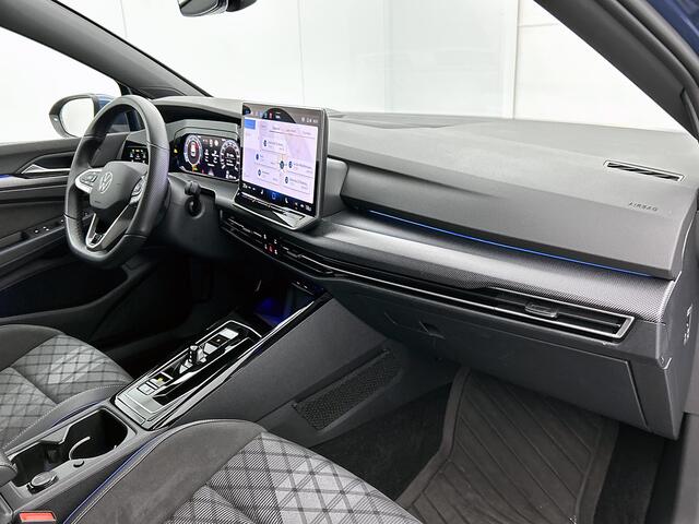 Volkswagen GOLF 1.5 eTSI R-Line Edition