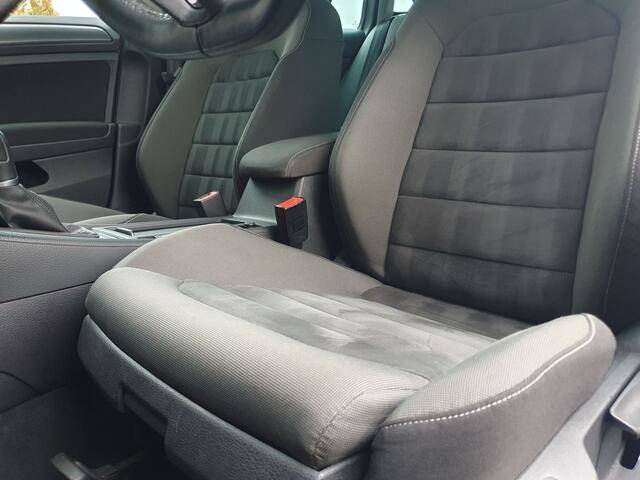 Volkswagen GOLF Variant 1.6 TDI Comfortline NAVI/CRUISE/LED/AIRCO/LMV