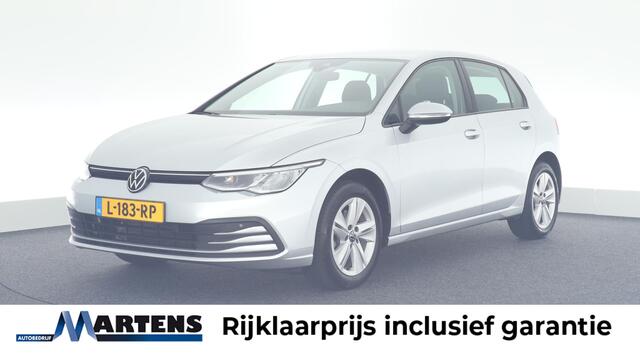 Volkswagen GOLF 1.0 TSI 110pk Life Navigatie Cruise Control Parkeersensoren