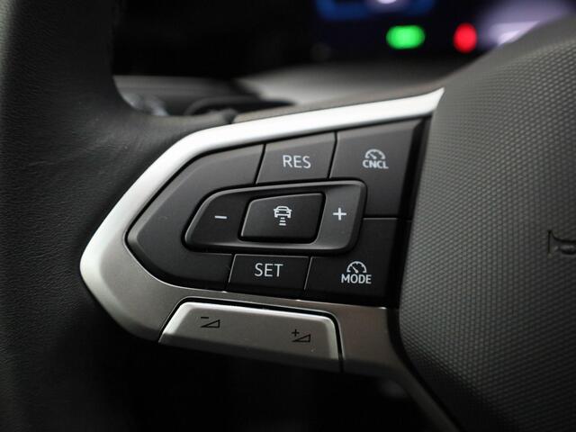 Volkswagen GOLF 1.5eTSI/150PK Style 50 edition DSG · Panoramadak · Head-up Display · Massagefunctie · Apple/Android · Garantie tot januari 2027