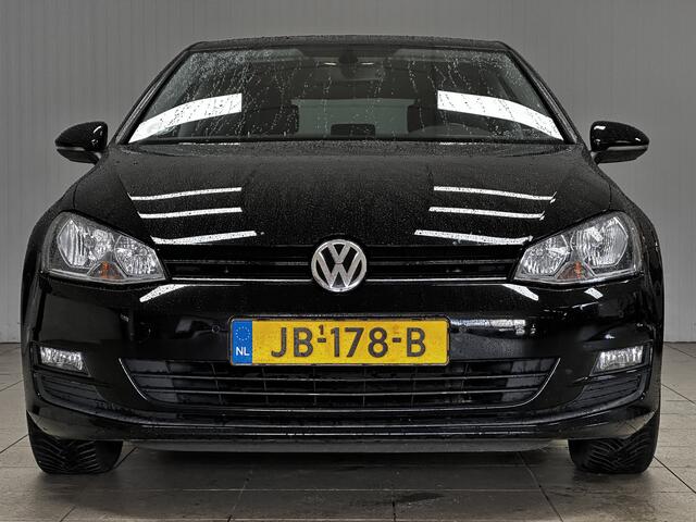 Volkswagen GOLF 1.6 TDI Comfortline /Trekhaak! /DAB+! /Navi /Climat /Cruise /Elek. pakket /Bluetooth /Regensensor /15"LMV /Extra getint glas /Mistlampen /PDC V+A.