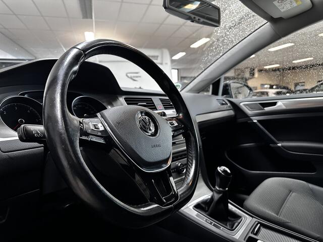 Volkswagen GOLF 1.6 TDI Comfortline /Trekhaak! /DAB+! /Navi /Climat /Cruise /Elek. pakket /Bluetooth /Regensensor /15"LMV /Extra getint glas /Mistlampen /PDC V+A.
