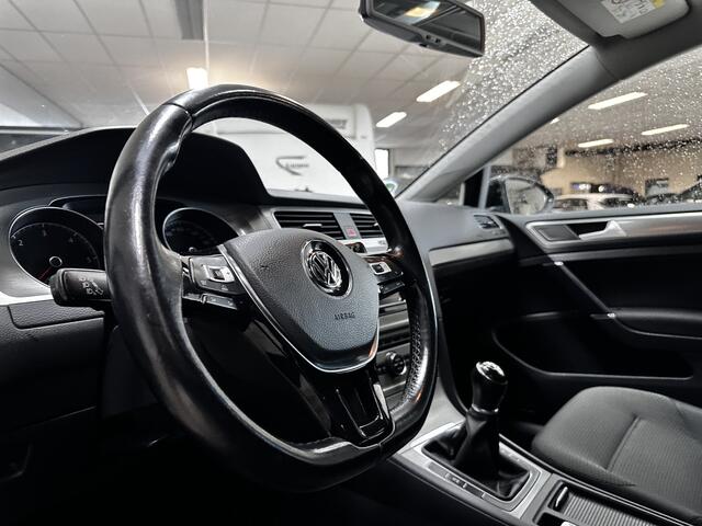 Volkswagen GOLF 1.6 TDI Comfortline /Trekhaak! /DAB+! /Navi /Climat /Cruise /Elek. pakket /Bluetooth /Regensensor /15"LMV /Extra getint glas /Mistlampen /PDC V+A.