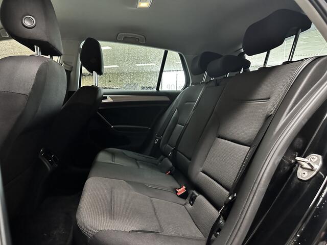 Volkswagen GOLF 1.6 TDI Comfortline /Trekhaak! /DAB+! /Navi /Climat /Cruise /Elek. pakket /Bluetooth /Regensensor /15"LMV /Extra getint glas /Mistlampen /PDC V+A.