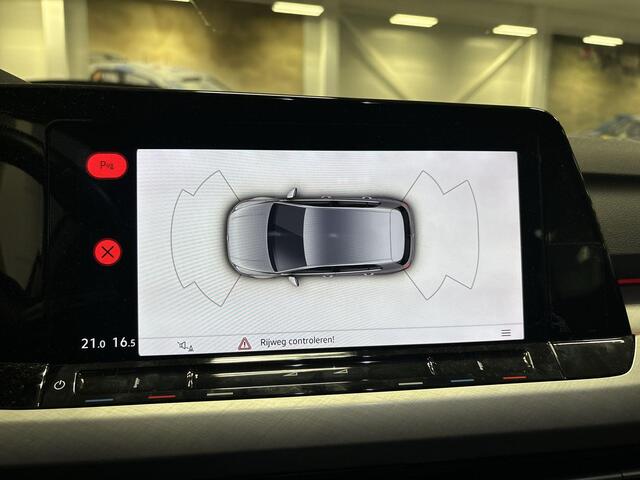 Volkswagen GOLF 1.0 110pk DSG eTSI Life · Apple/Android Car Play · Navigatie · P-Sensoren · Sfeerverlichting · Getint Glas · 16'' Inch · Garantie t/m 17-04-2027 of 100.000km