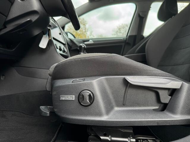 Volkswagen GOLF Variant 1.0 TSI Comfortline Business