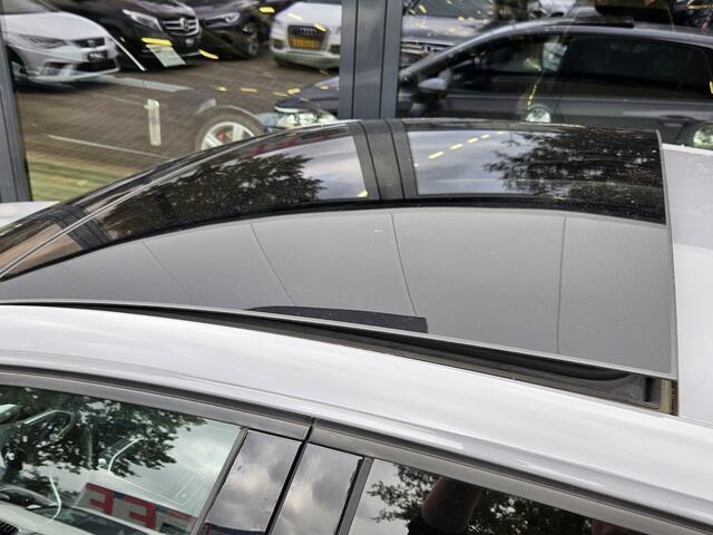 Volkswagen GOLF 1.0 TSI Life + PANO DAK + DIG DASH + LED + APPLE - ANDROID