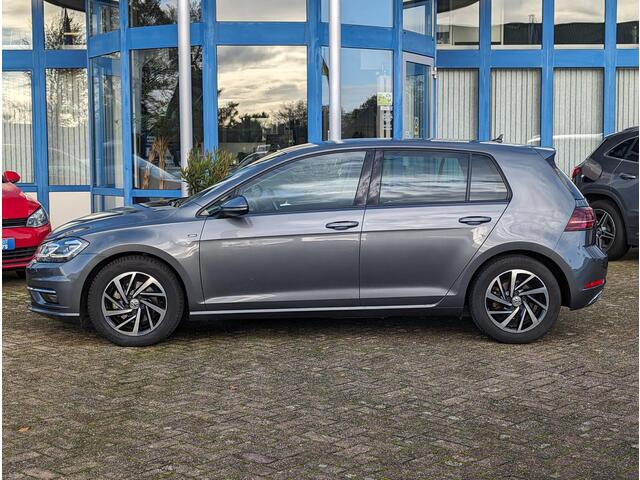 Volkswagen GOLF 1.5 TSI Highline | Automaat, Digitaal Display, Dodehoekherkenning, Lane assist, Camera, Navigatie, zeer luxe!