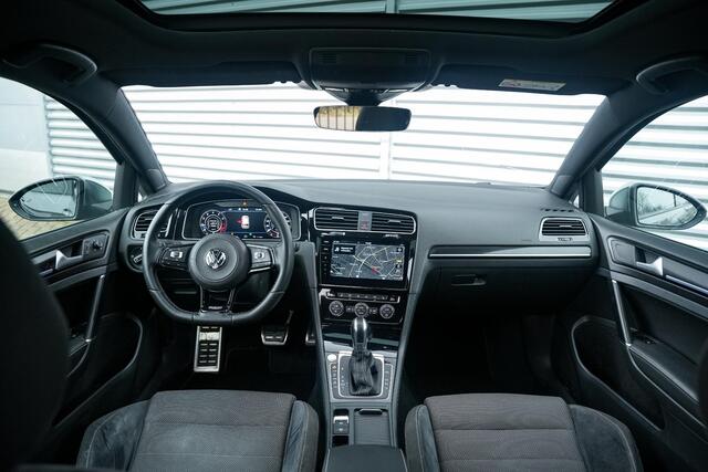 Volkswagen GOLF 2.0 TSI 4Motion R Panodak ACC Virtual Dash DAB+ Navigatie Carplay Stoelverw.