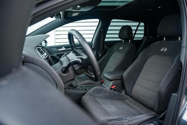 Volkswagen GOLF 2.0 TSI 4Motion R Panodak ACC Virtual Dash DAB+ Navigatie Carplay Stoelverw.