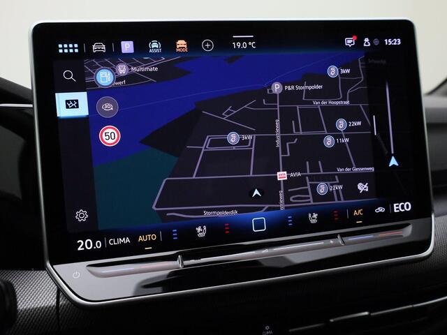 Volkswagen GOLF 1.5eHybrid 200kW/272PK GTE DSG · Panoramadak · Head-up Display · Leder · Trekhaak · Elektrisch verstelbare stoel · Garantie t/m 20-01-2027 of 100.000km