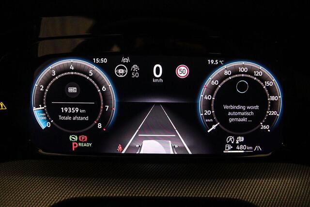 Volkswagen GOLF 1.5 eTSI R-Line Edition 150pk DSG Automaat, Panoramadak, LED matrix koplampen, Harman Kardon sound, Stoelverwarming, Adaptive cruise control, Navigatie, App connect, Stoelverwarming, Side assist