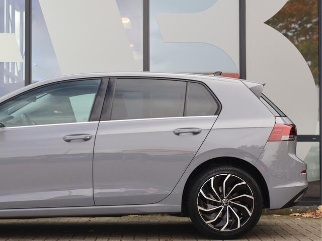 Volkswagen GOLF 8 1.5 eTSI Style Automaat | Memory | Massage | Virtual | ACC | IQ LED |
