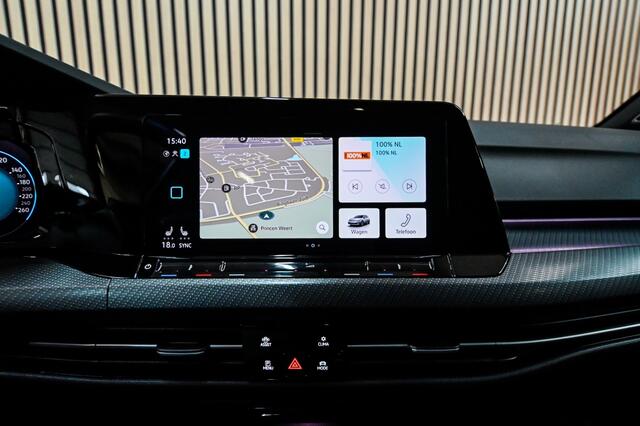 Volkswagen GOLF 1.5 eTSI R-Line | PANO | STOELVERWARMING